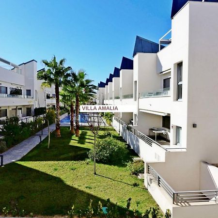 Beach Apartment Amalia Torrevieja Ngoại thất bức ảnh