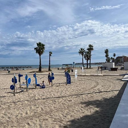 Beach Apartment Amalia Torrevieja Ngoại thất bức ảnh