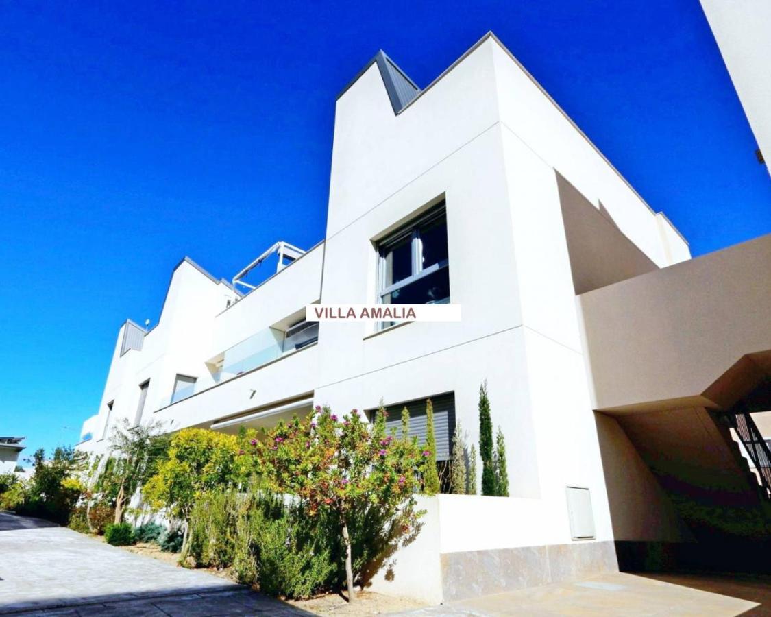 Beach Apartment Amalia Torrevieja Ngoại thất bức ảnh