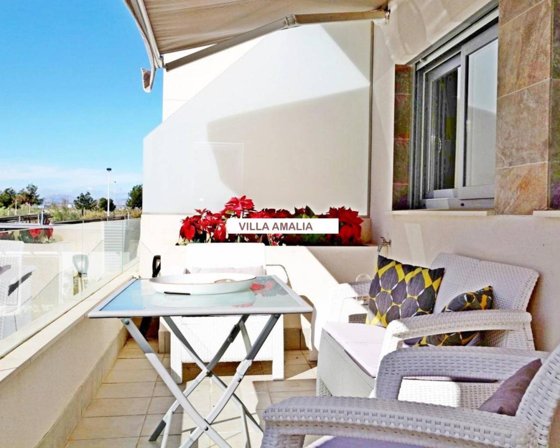 Beach Apartment Amalia Torrevieja Ngoại thất bức ảnh