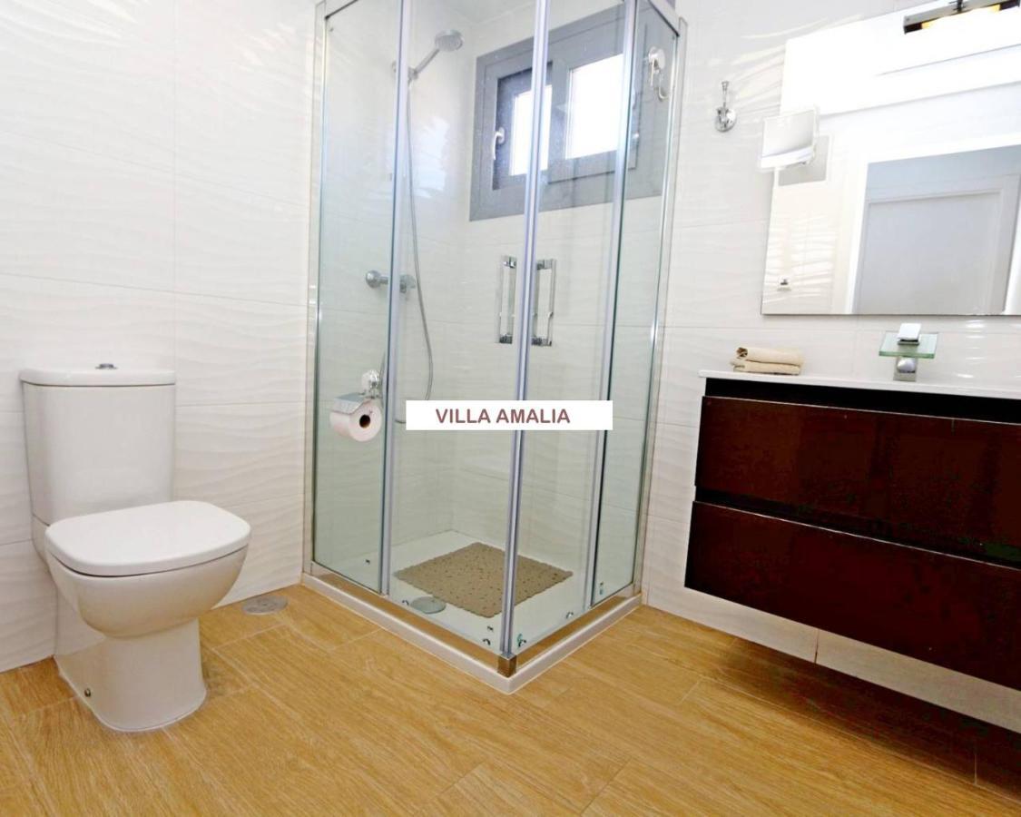 Beach Apartment Amalia Torrevieja Ngoại thất bức ảnh